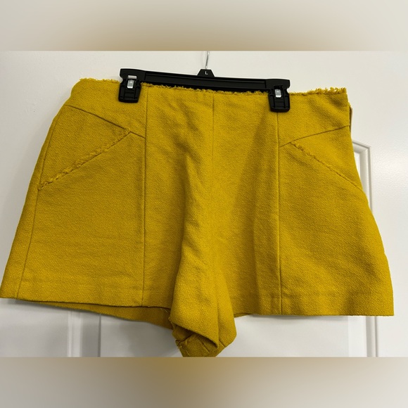 Zara size large high waist shorts - Picture 1 of 3